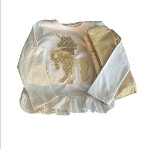 Brand New without tags gold unicorn outfit size 5T